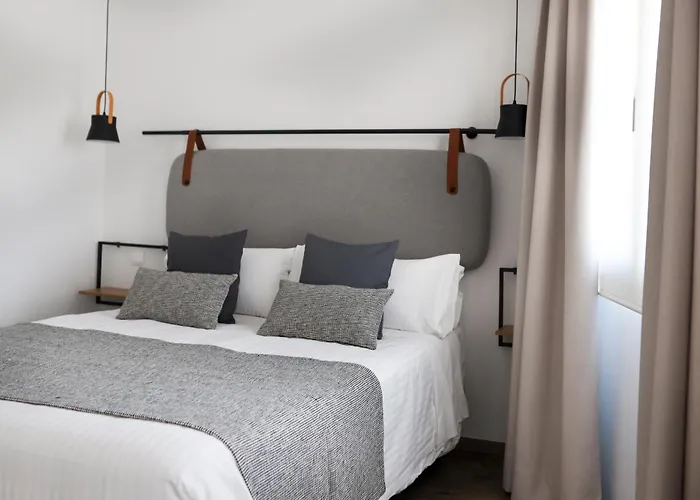 Le Petit * Σανταντέρ